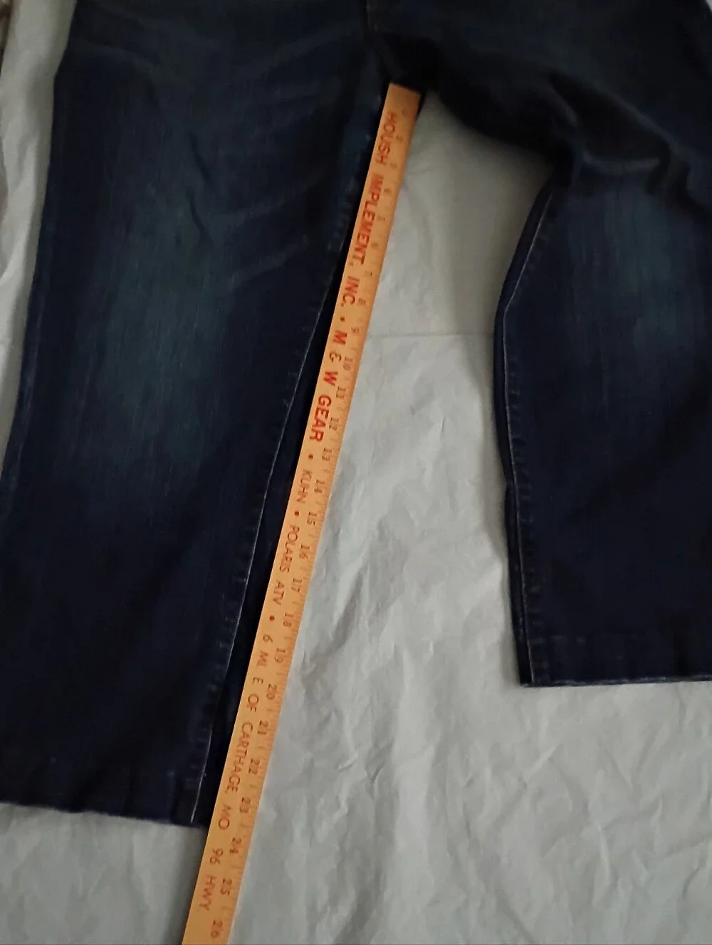 Lee Men's Dark Blue Straight Taper Jeans Classic Comfort 38 Altered Length 23.5